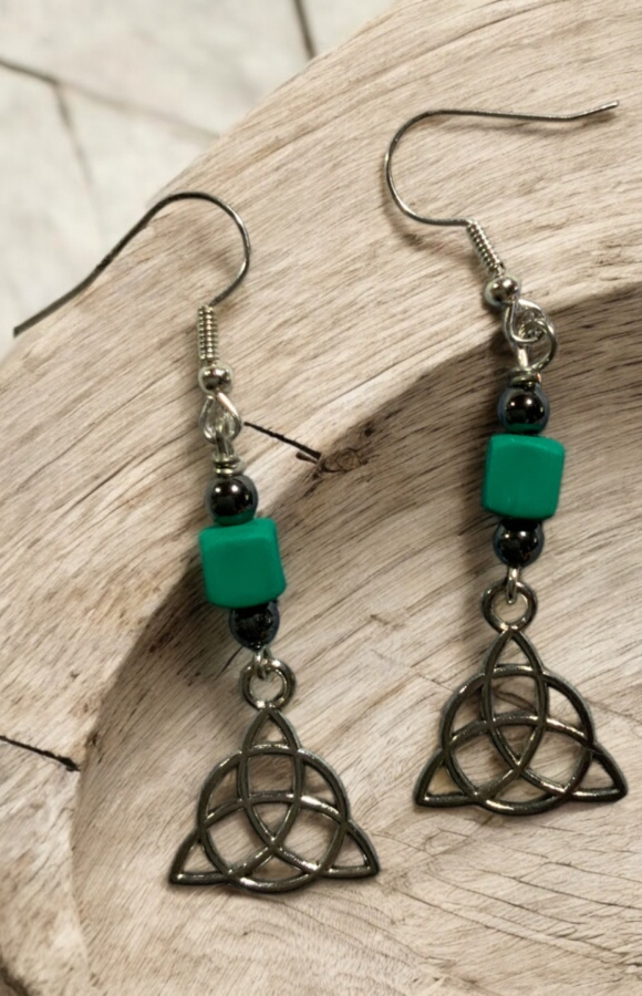 Triquetra 3