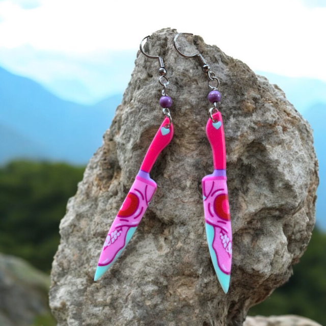 Knives 4