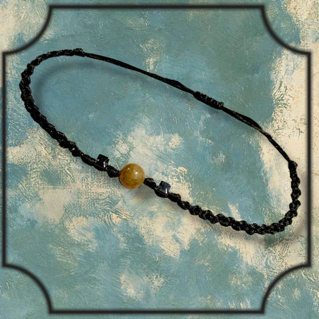 Jade yellow
