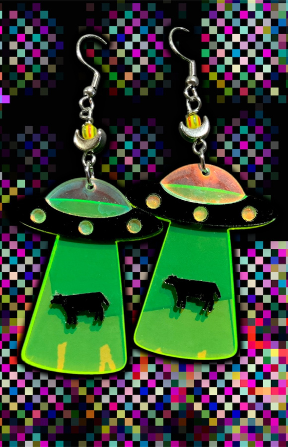 UFO 4
