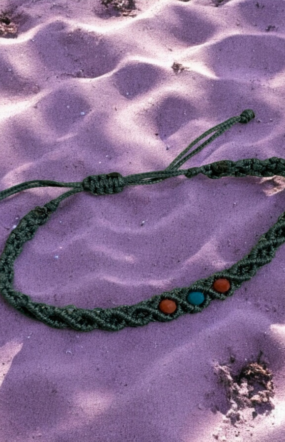 Macrame bracelet