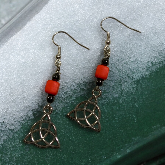 Triquetra 2