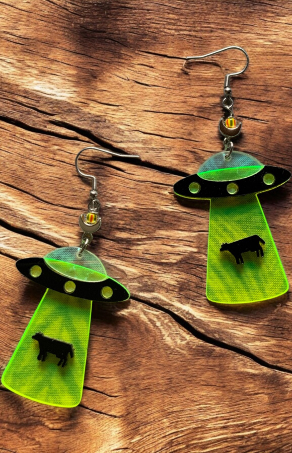 UFO 4