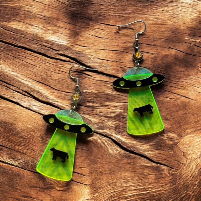 UFO 4